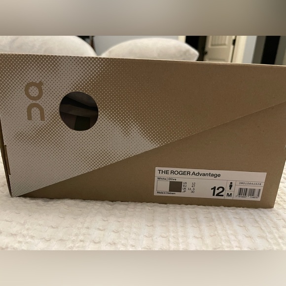 Men’s NEW On Running The Roger Advantage Sneakers 12 - Picture 7 of 7